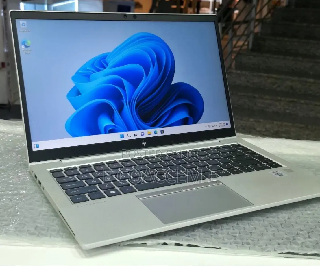 New Laptop HP 16GB Intel Core i7 SSD 512GB