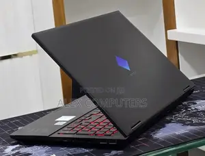 New Laptop HP Omen 15 16GB Intel Core i7 SSD 512GB