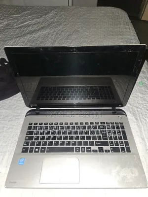 Laptop Toshiba Satellite C55 4GB Intel Core i3 HDD 500GB
