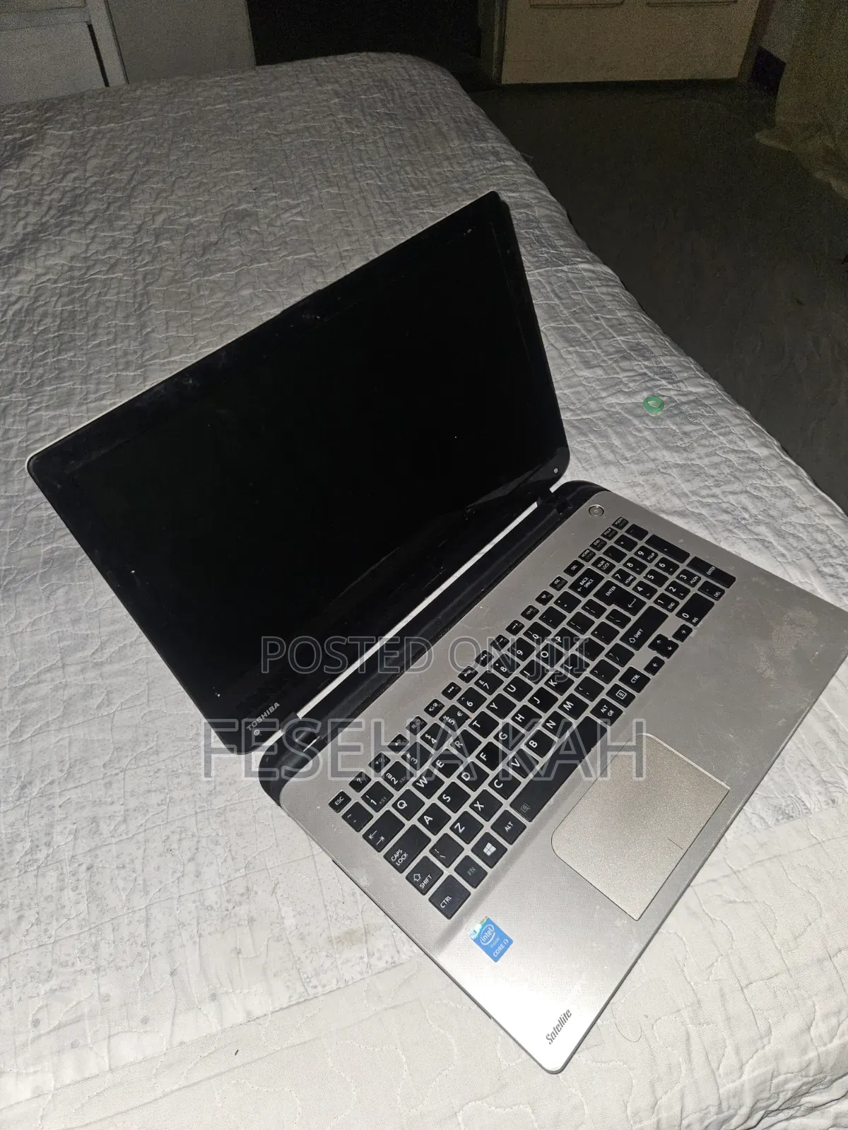 Laptop Toshiba Satellite C55 4GB Intel Core i3 HDD 500GB