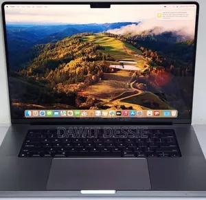 New Laptop Apple MacBook Pro 2021 M1 32GB Apple M1 Pro SSD 512GB