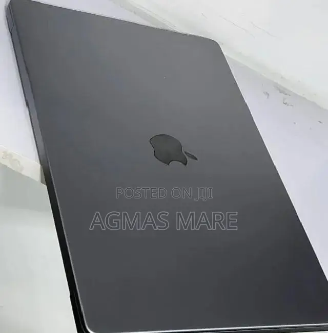 New Laptop Apple MacBook Pro 2021 M1 32GB Apple M1 SSD 512GB
