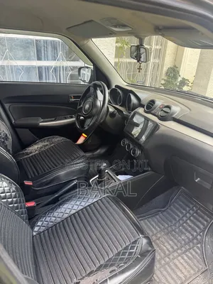 Suzuki Swift 2022 Brown