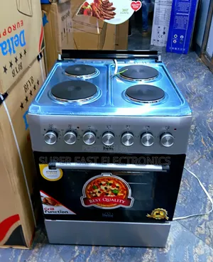 Delta Oven Free Standing Cooker –4 Hot Plates Stainless Steel Finish