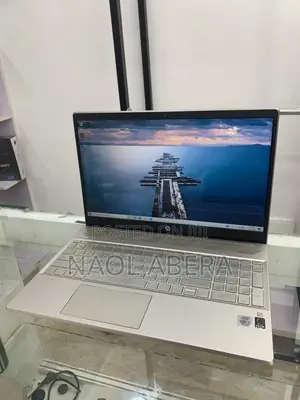 New Laptop HP Pavilion 15 8GB Intel Core i7 SSD 256GB