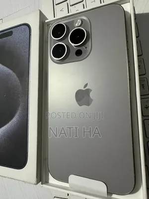 New Apple iPhone 15 Pro 256 GB Silver