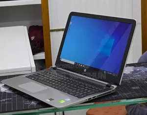 New Laptop HP Pavilion 15 8GB Intel Core i5 SSHD+SSD 1T