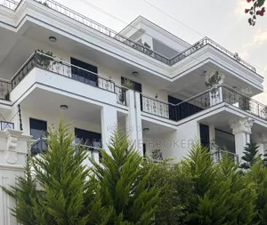 Furnished 7bdrm House in አያት አካባቢ ዘመናዊ ቤት, Yeka for sale