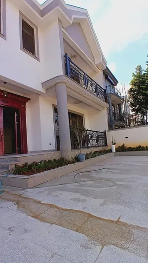 Furnished 6bdrm Townhouse/Terrace in Ayat Zone Inside, Yeka for sale