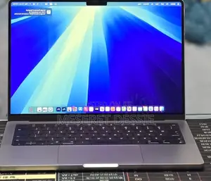 New Laptop Apple MacBook Pro 2021 M1 32GB SSD 1T