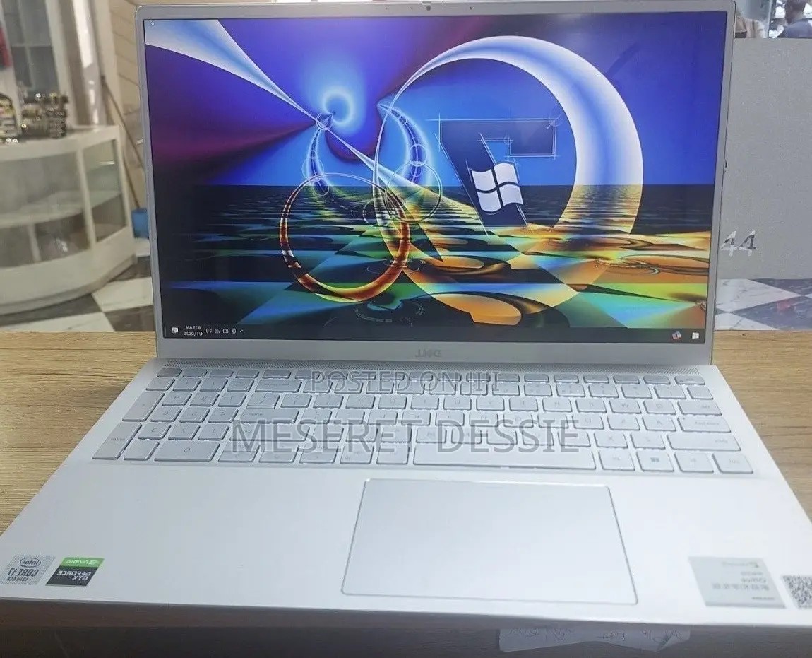 New Laptop Dell 16GB Intel Core i7 SSD 512GB