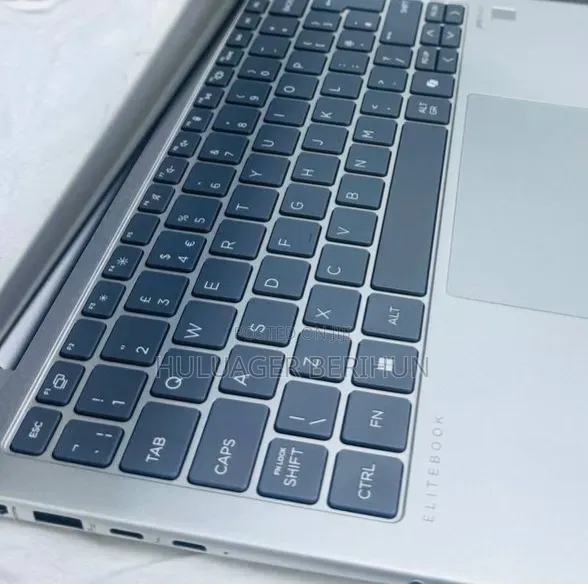 New Laptop HP 630 16GB Intel Core Ultra 7 SSD 512GB