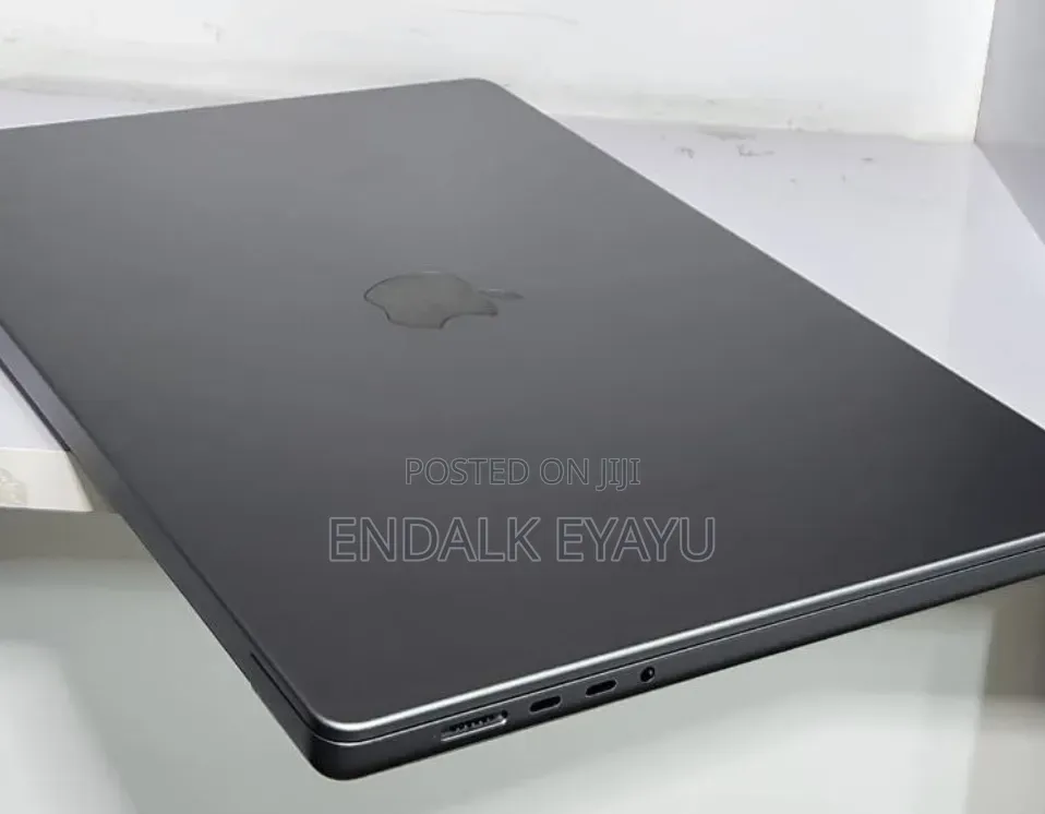 New Laptop Apple MacBook Pro 2021 M1 32GB Apple M1 Pro SSD 512GB