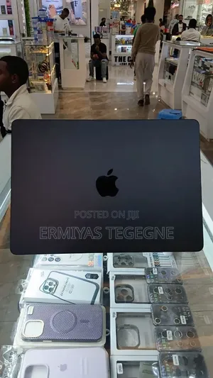 New Laptop Apple MacBook Pro 2017 16GB Apple M4 Pro SSD 256GB