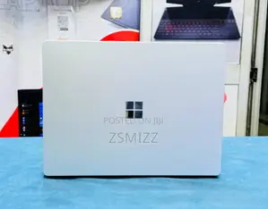 New Laptop Microsoft Surface 8GB Intel Core i5 SSD 256GB