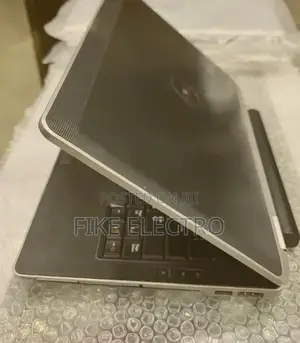 Laptop Dell Latitude E6330 4GB Intel Core i5 HDD 512GB