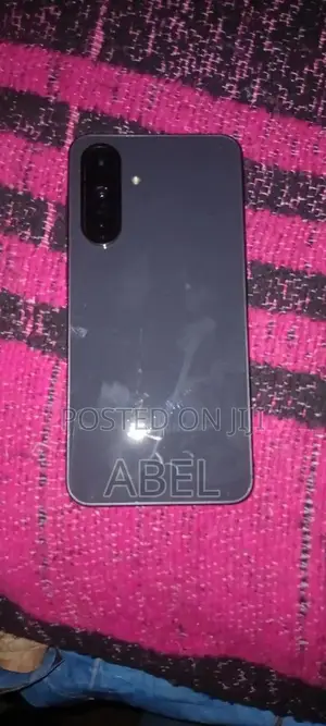 New Samsung Galaxy A36 256 GB Purple