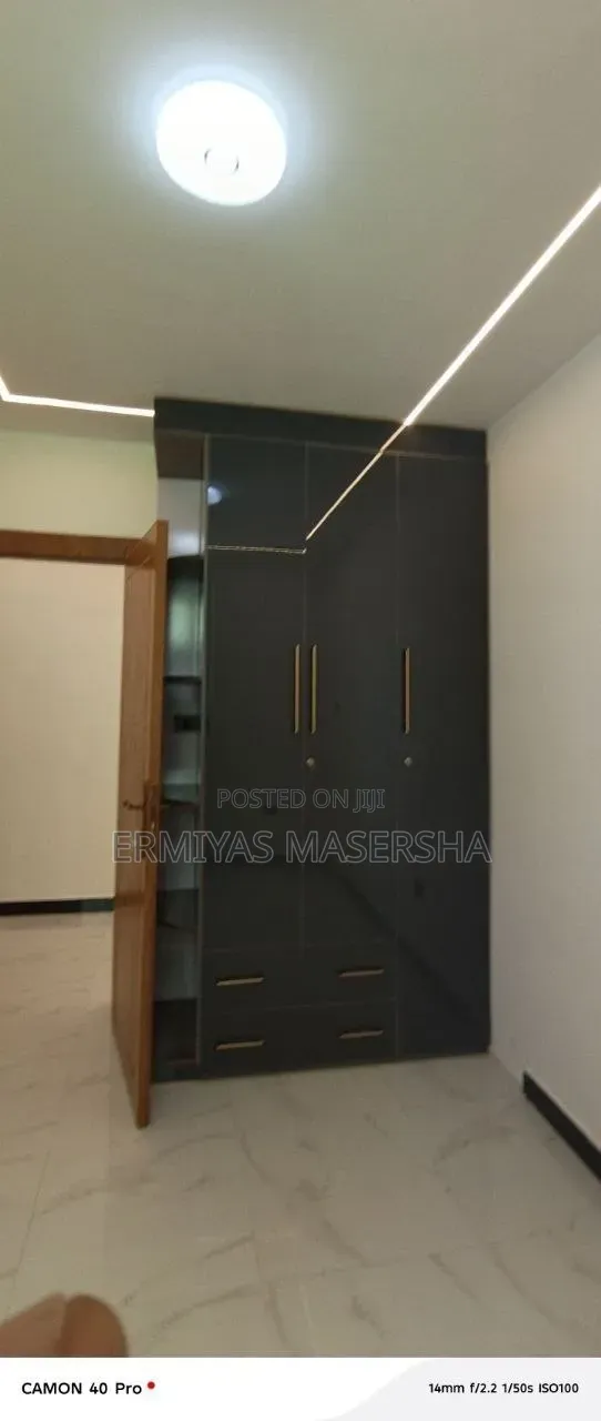 Furnished 2bdrm Condo in Yeka for sale