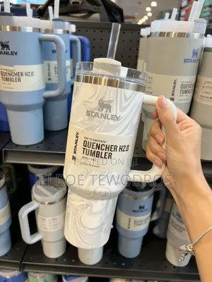 Stanley Quencher H2.0 Flowstate Tumbler (40oz) – Multiple Styles
