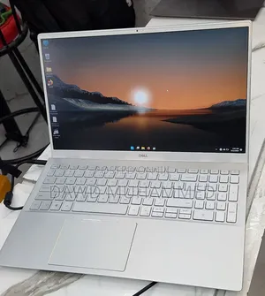 New Laptop Dell Inspiron 15 16GB Intel Core i7 SSD 512GB