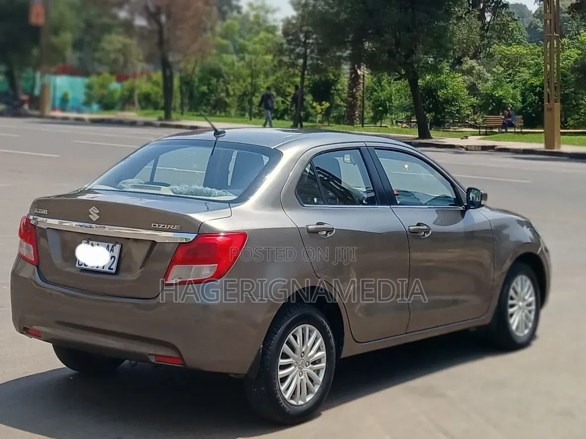 Suzuki Dzire 2022 Gray
