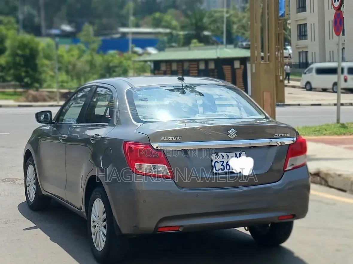 Suzuki Dzire 2022 Gray