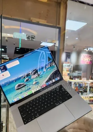 New Laptop Apple MacBook Pro 2021 M1 16GB Apple M1 Pro SSD 1T