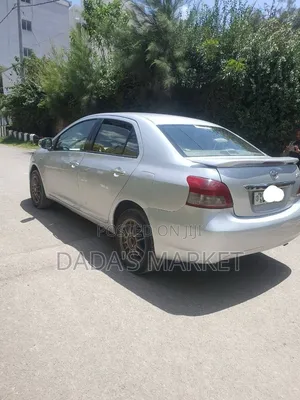 Toyota Belta 2008 Silver