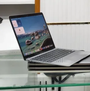 New Laptop Apple MacBook Air 2020 M1 8GB Apple M1 SSD 256GB