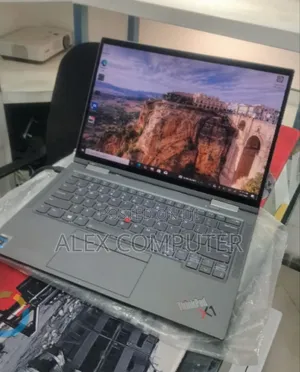 New Laptop Lenovo ThinkPad X1 Yoga 16GB Intel Core i7 SSD 512GB