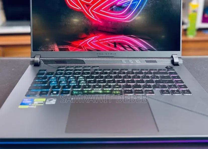 New Laptop Asus ROG Strix G15 16GB Intel Core i9 SSD 1T
