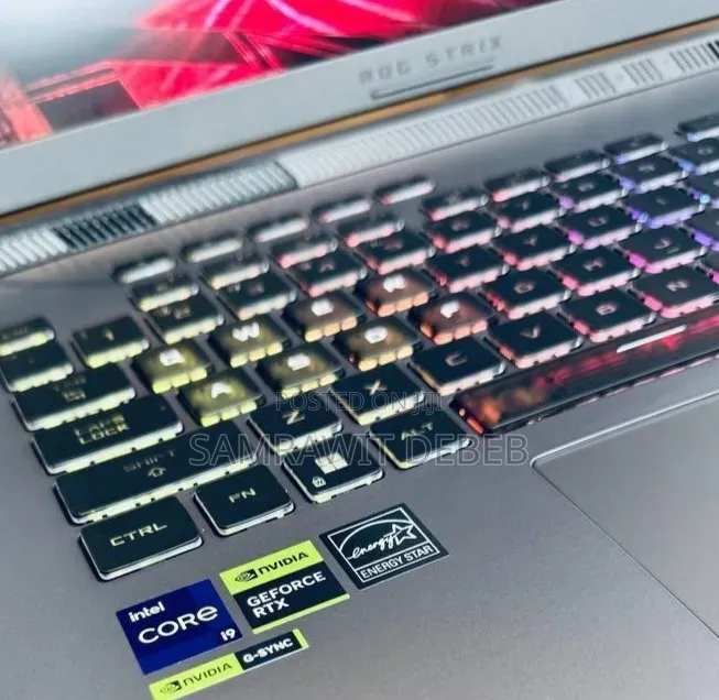New Laptop Asus ROG Strix G15 16GB Intel Core i9 SSD 1T