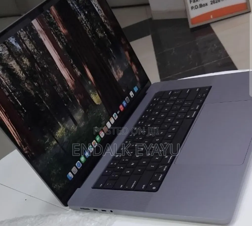 New Laptop Apple MacBook Pro 2021 M1 Max 64GB Apple M1 Pro SSD 1T