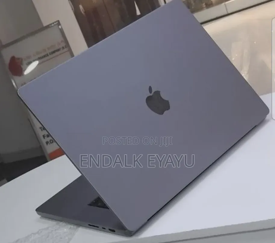 New Laptop Apple MacBook Pro 2021 M1 Max 64GB Apple M1 Pro SSD 1T