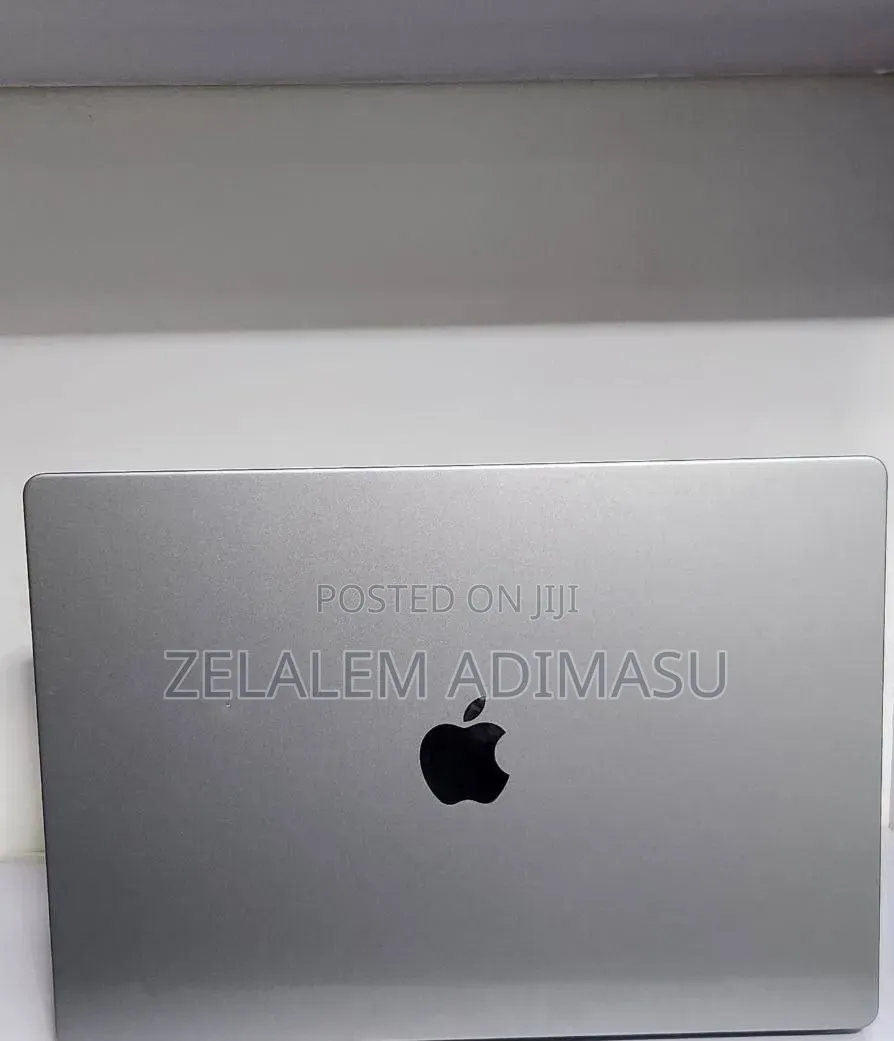 New Laptop Apple MacBook Pro 2021 M1 32GB Apple M1 SSD 512GB