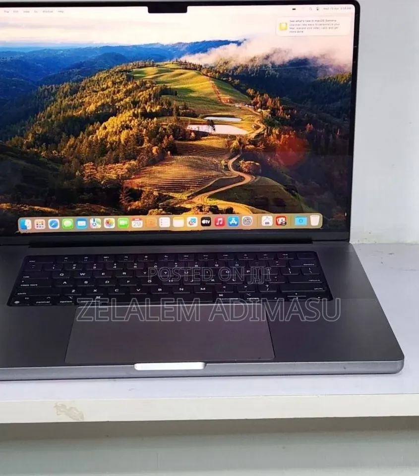 New Laptop Apple MacBook Pro 2021 M1 32GB Apple M1 SSD 512GB
