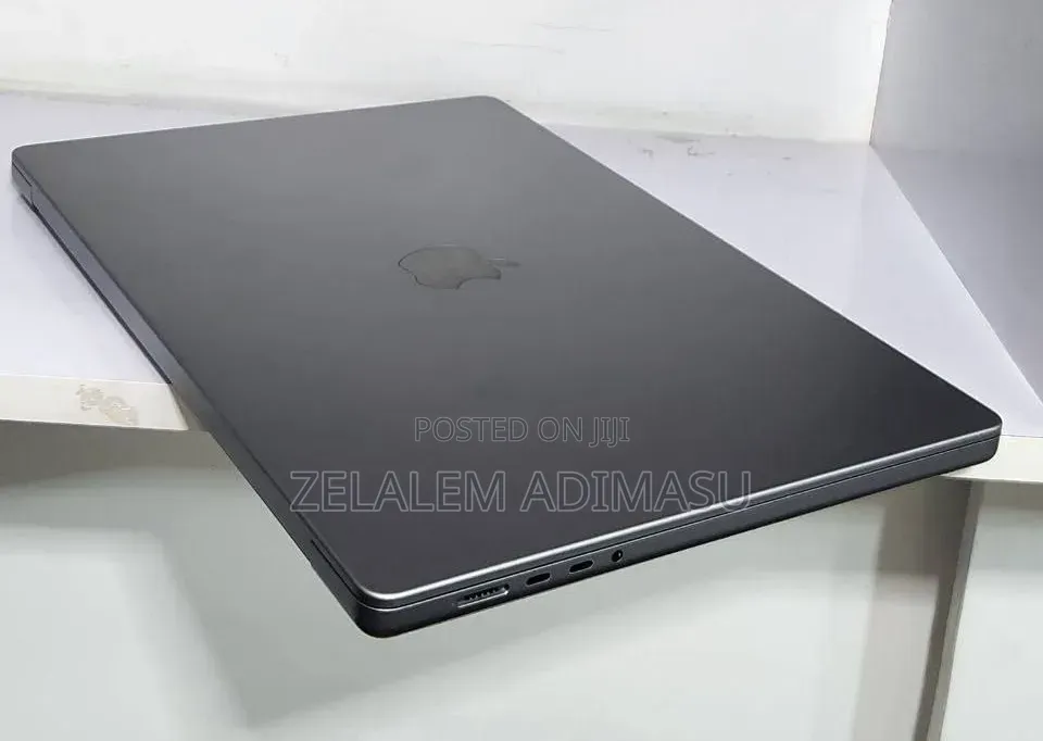 New Laptop Apple MacBook Pro 2021 M1 32GB Apple M1 SSD 512GB