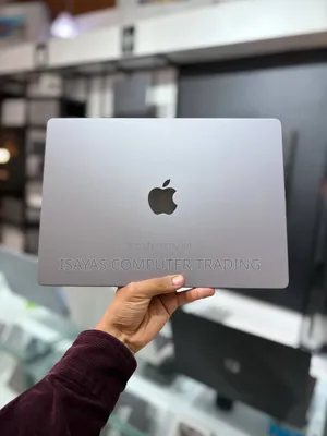 New Laptop Apple MacBook Pro 2021 M1 16GB Apple M1 Pro SSD 512GB