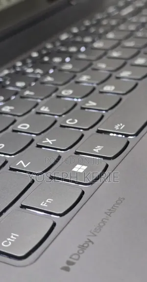 New Laptop Lenovo Yoga 7 15ITL5 16GB Intel Core Ultra 7 SSD 512GB