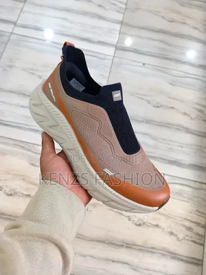 ለክረምት የሚሆን Waterproof Goupu ስኒከር