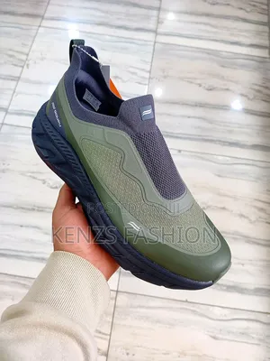 ለክረምት የሚሆን Waterproof Goupu ስኒከር