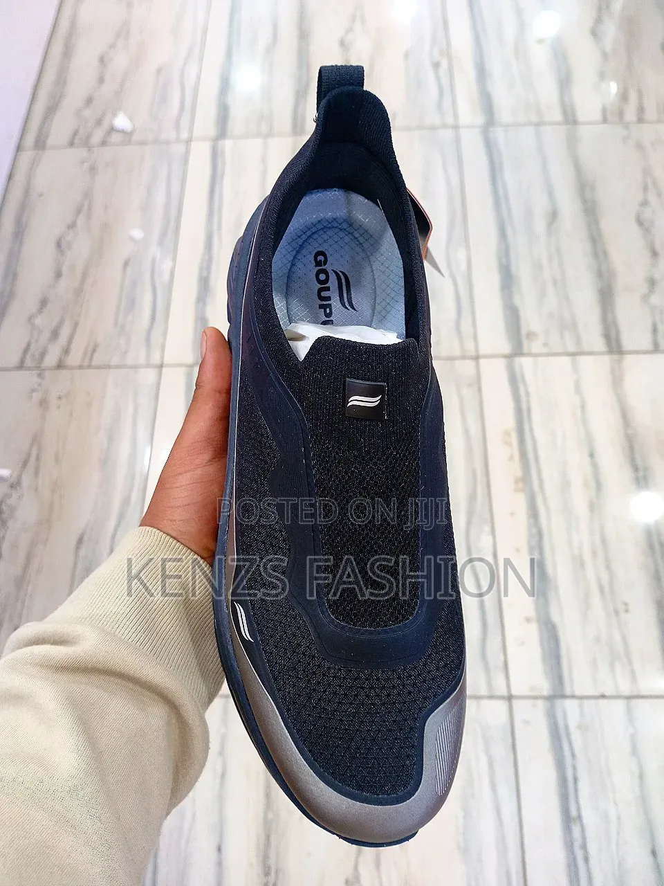ለክረምት የሚሆን Waterproof Goupu ስኒከር