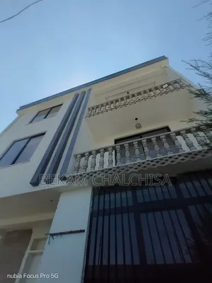 5bdrm House in Oromia-Finfinne for sale