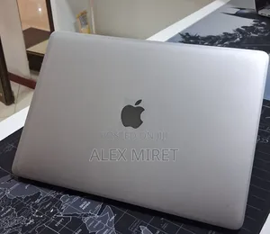 New Laptop Apple MacBook Air 2019 8GB Intel Core i5 SSD 128GB