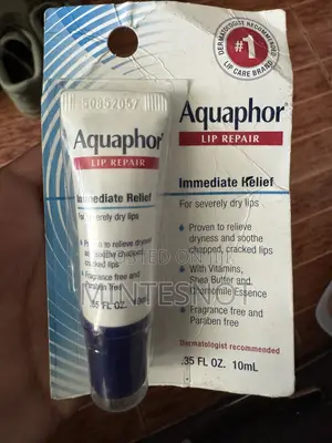 Aqaphor Lip Treatment