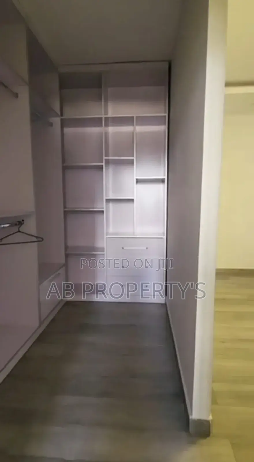 Furnished 3bdrm Apartment in ቦሌ መድሃንያለም, Bole for sale