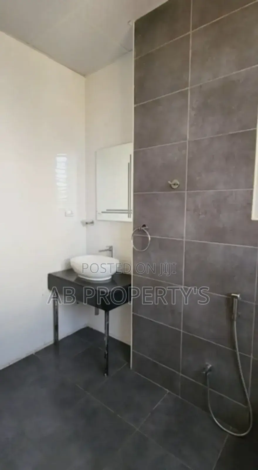Furnished 3bdrm Apartment in ቦሌ መድሃንያለም, Bole for sale