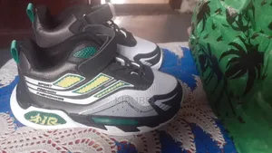 Trendy Kids' "Sport Fashion" Sneakers