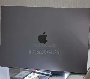 New Laptop Apple MacBook Pro 2021 M1 Max 32GB Apple M1 Max SSD 1T