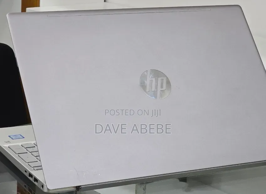 New Laptop HP Pavilion 15 8GB Intel Core i7 SSD 256GB